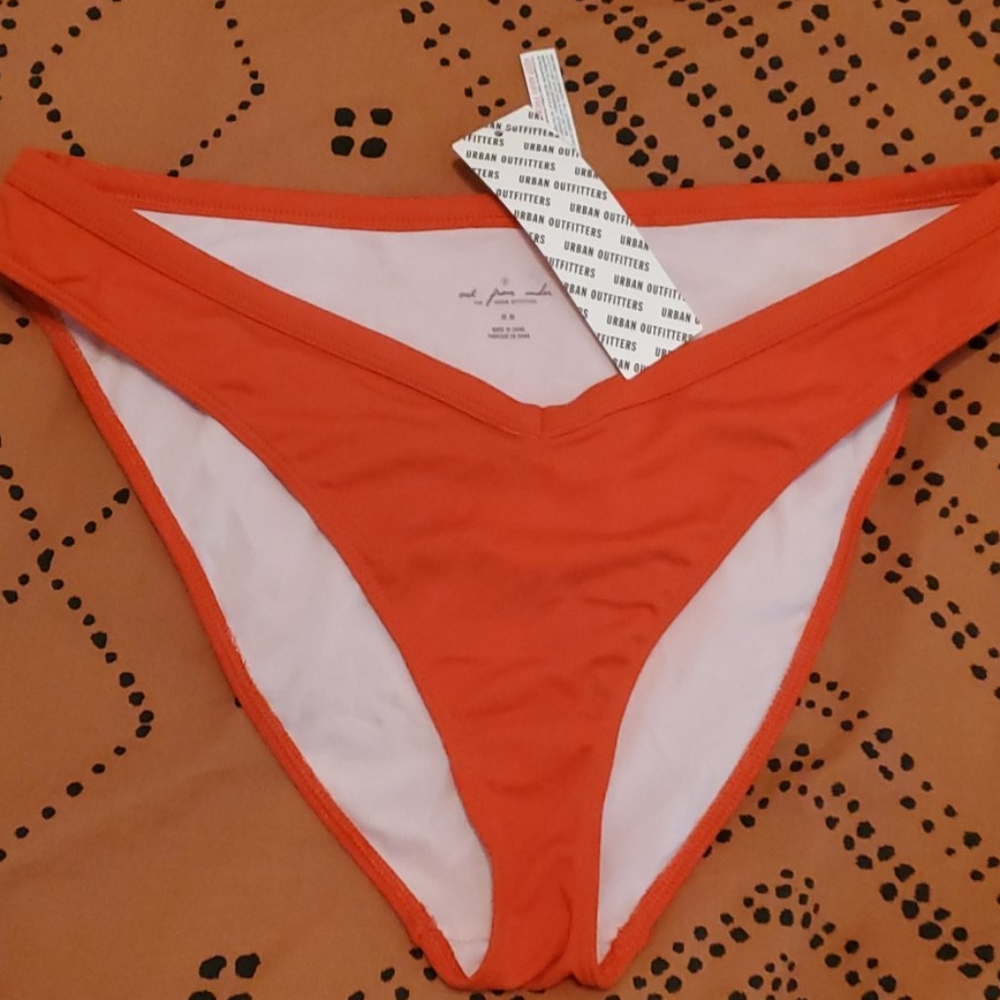 Out From Under High Leg v front bikini bottom